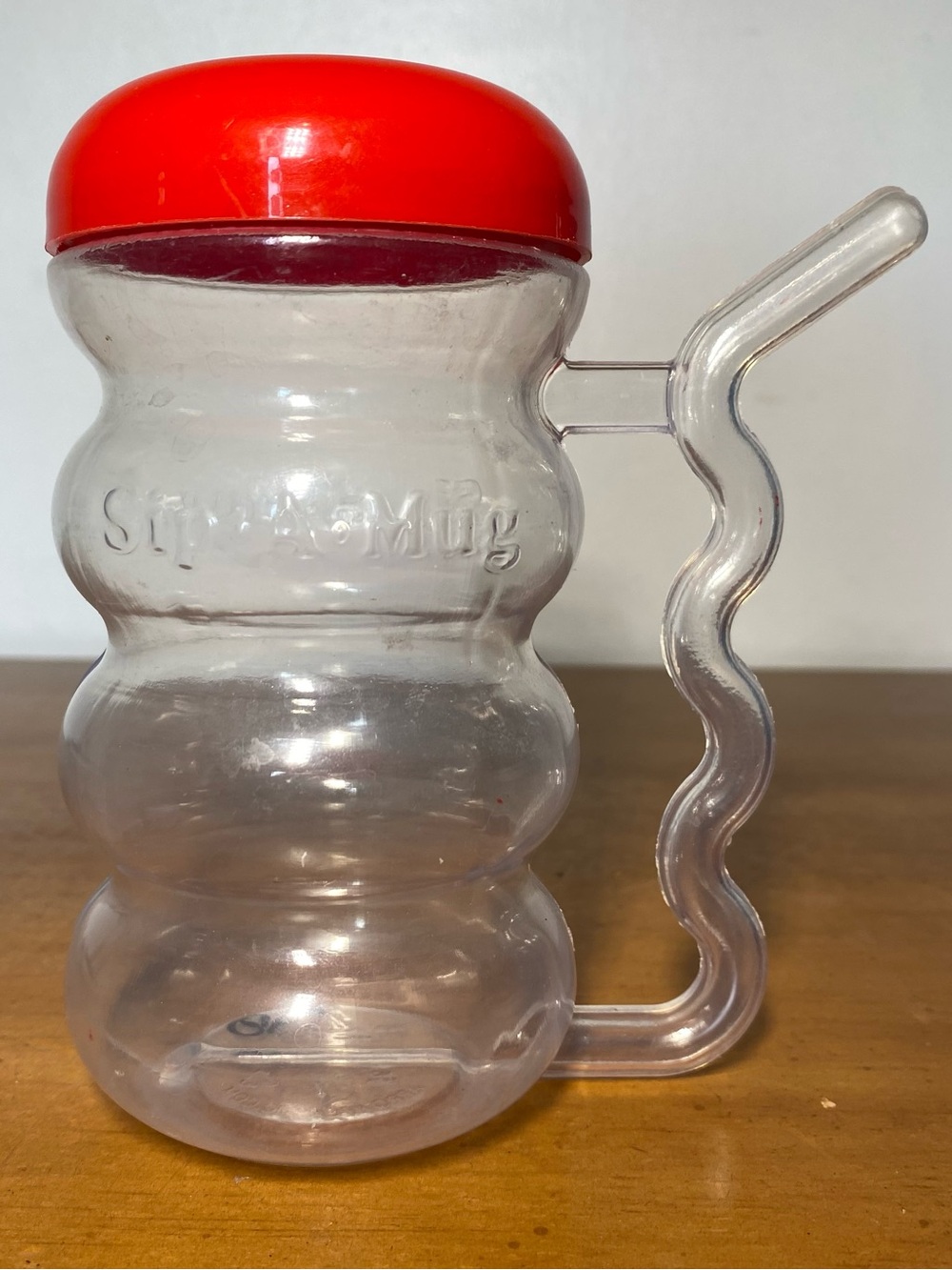 Arrow Sip-A-Mug 14 Ounce Plastic BPA-free Red Kids Cup Silly Straw Screw Lid